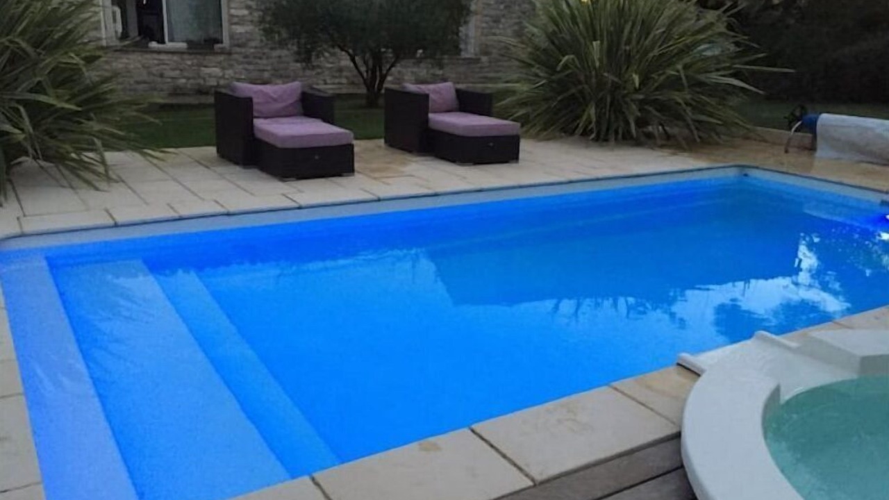 Photo of Outdoor in Gailhan