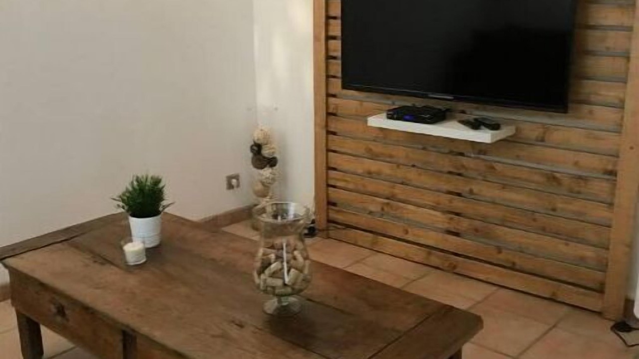 Photo of Others in Gailhan