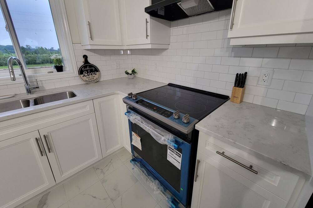 Photo of Kitchen in Lakeshore