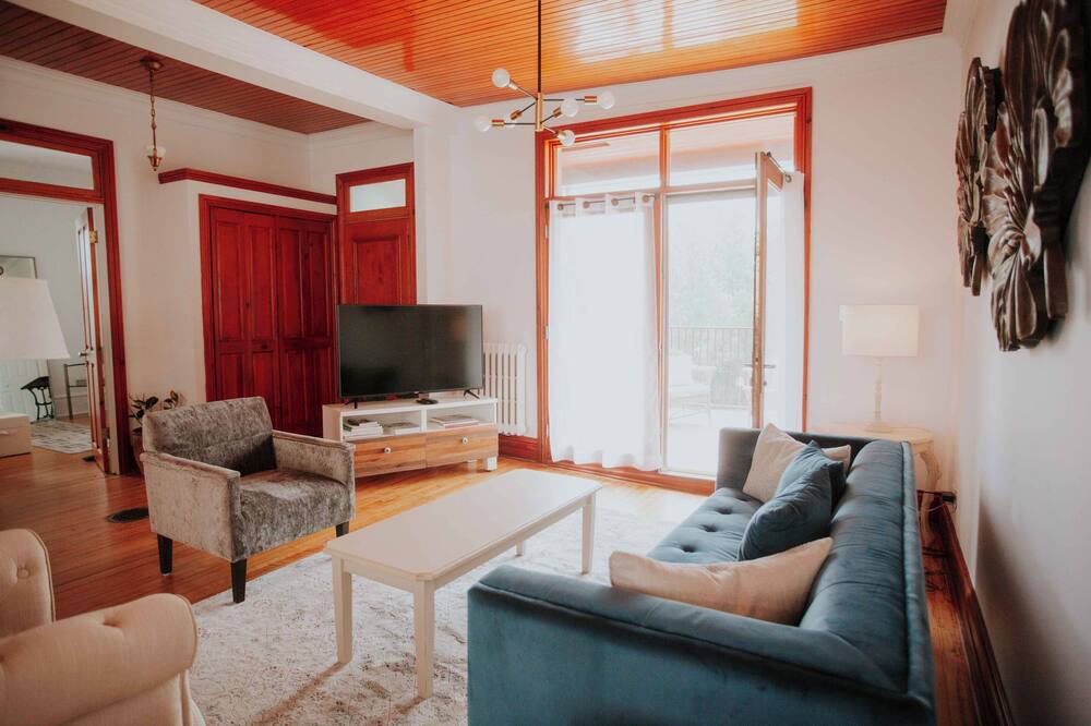 Photo of Livingroom in Sainte-Agathe-des-Monts