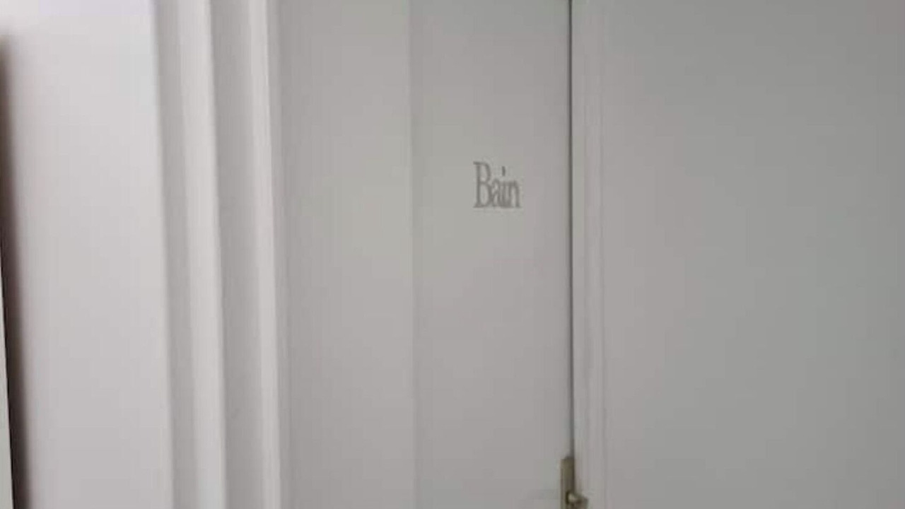 Photo of Others in Persan