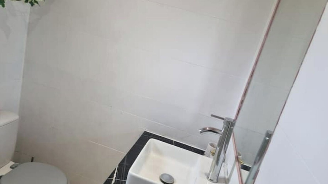 Photo of Others in Persan