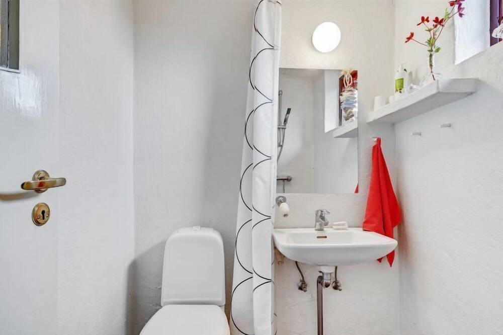Photo of Bathroom in Lystrup