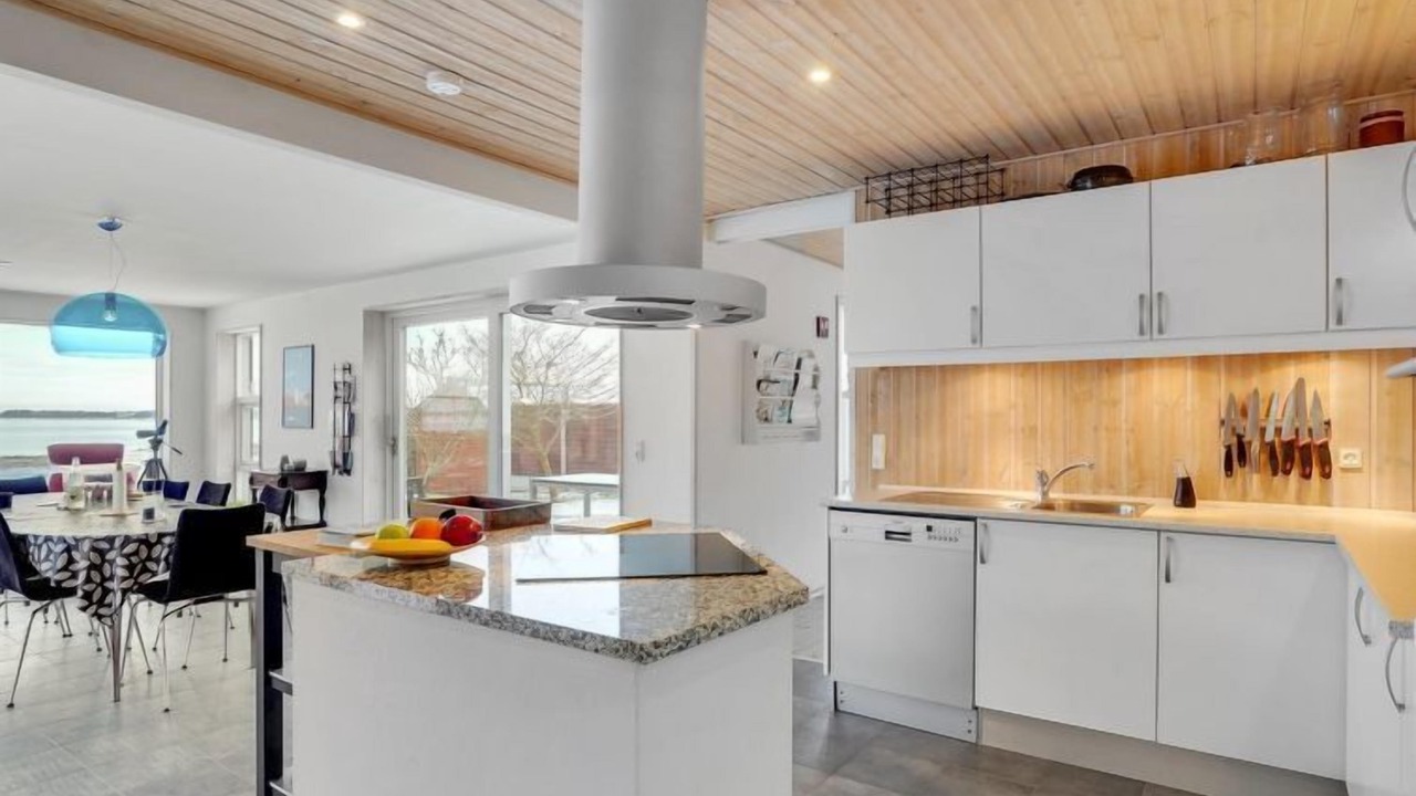 Photo of Kitchen in Fur