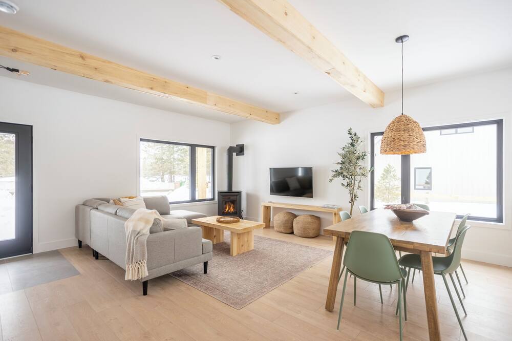 Photo of Livingroom in Arundel