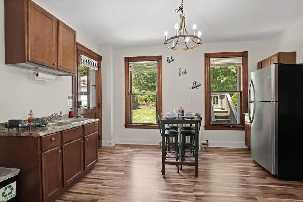 Photo of Kitchen in Naugatuck