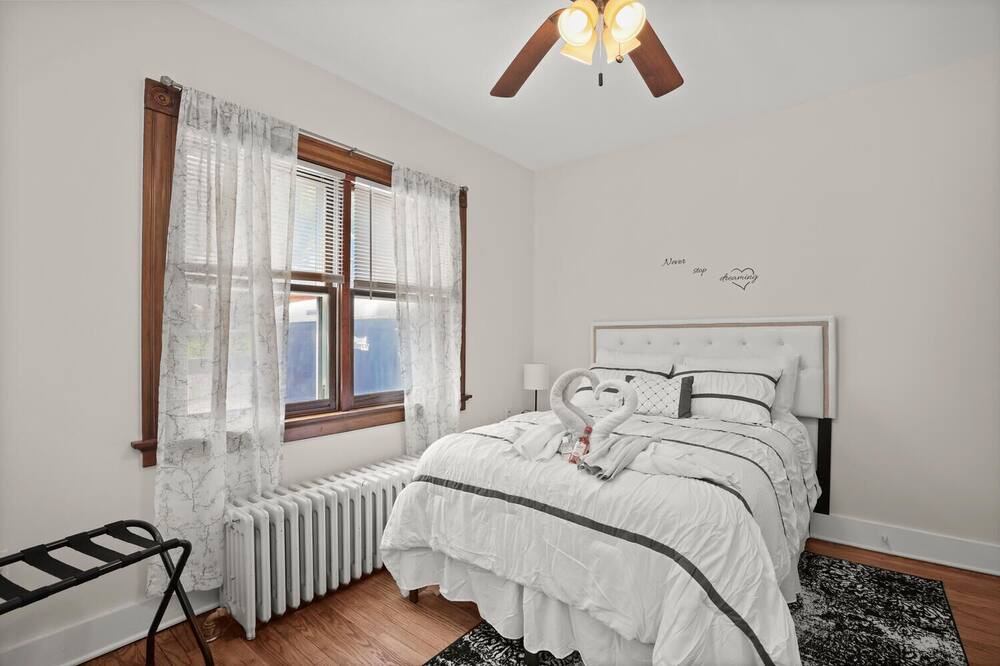 Photo of Bedroom in Naugatuck