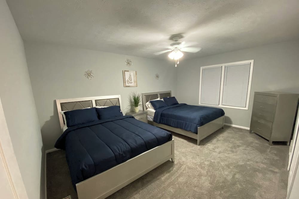 Photo of Bedroom in Lyndhurst