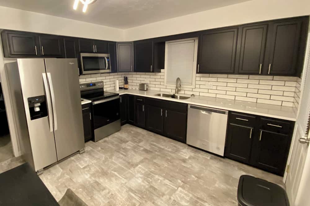 Photo of Kitchen in Lyndhurst