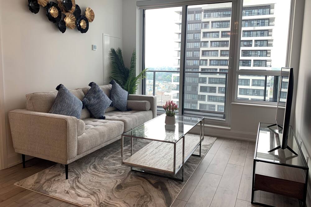 Photo of Livingroom in Unionville
