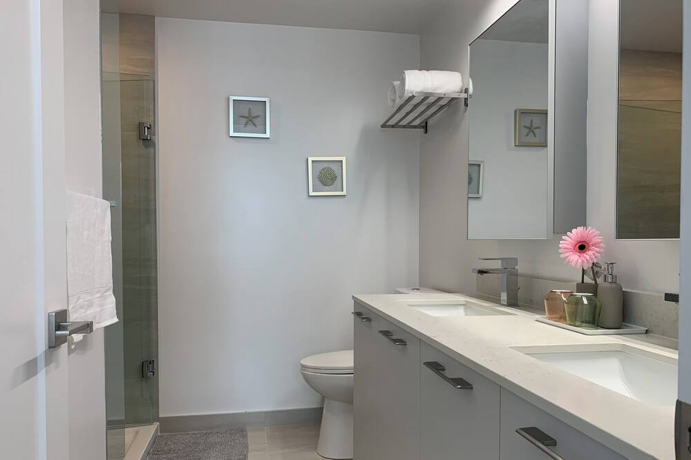 Photo of Bathroom in Unionville