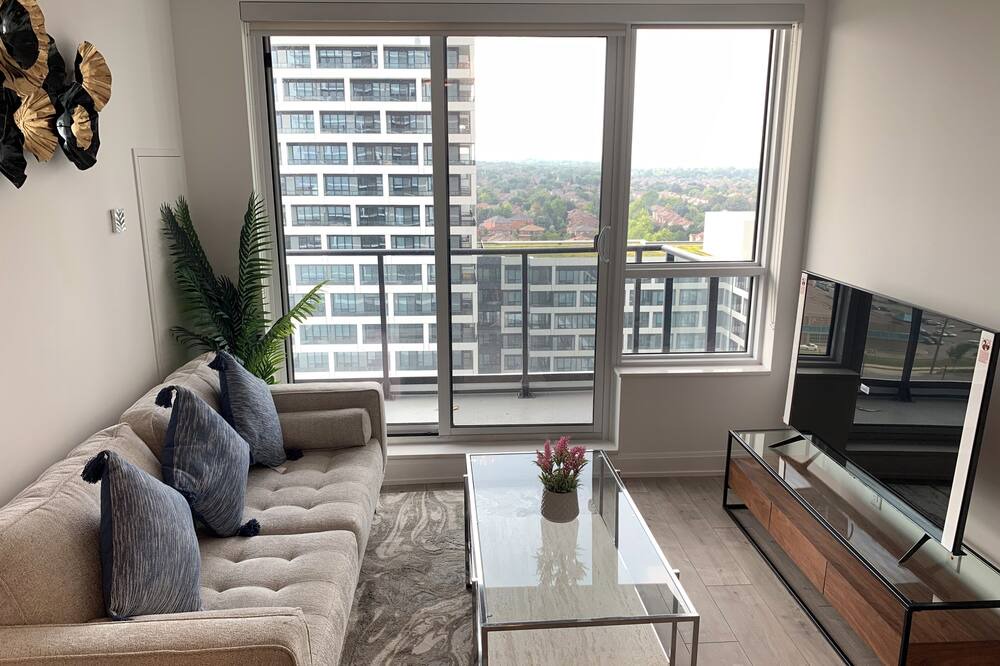 Photo of Livingroom in Unionville