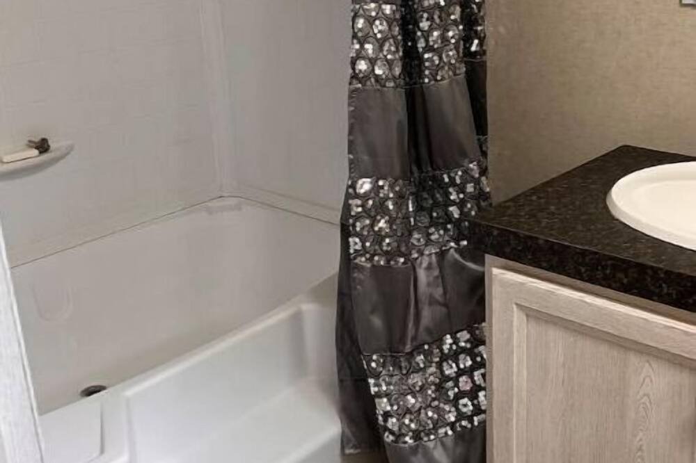 Photo of Bathroom in Orange