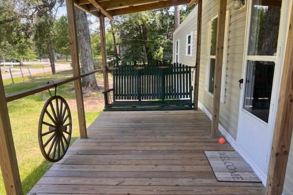 Photo of Outdoor in Orange