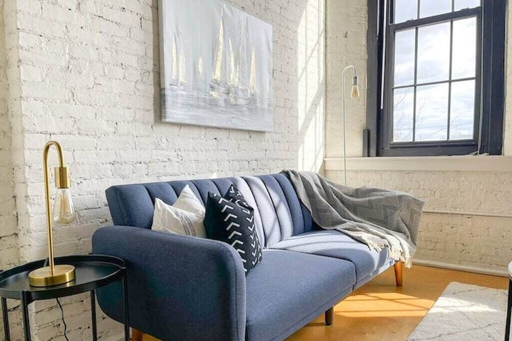 Photo of Livingroom in Smoketown Jackson