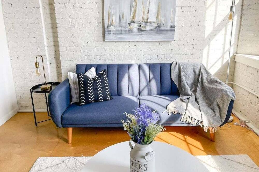 Photo of Livingroom in Smoketown Jackson