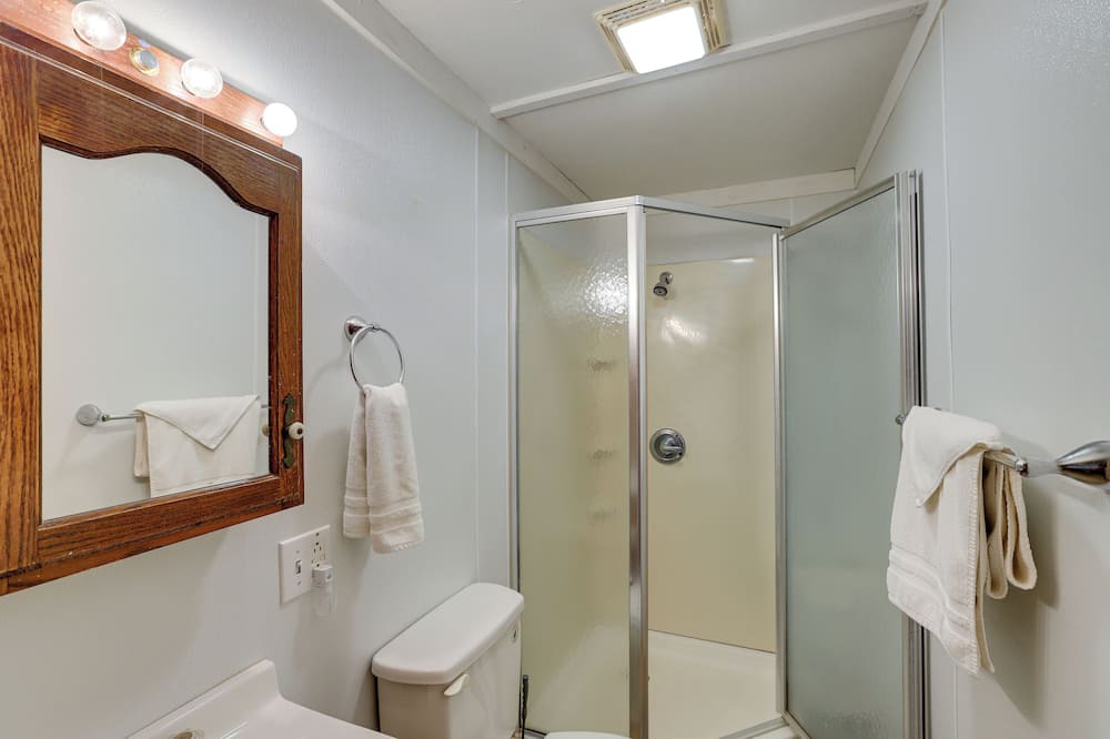 Photo of Bathroom in Bourbon