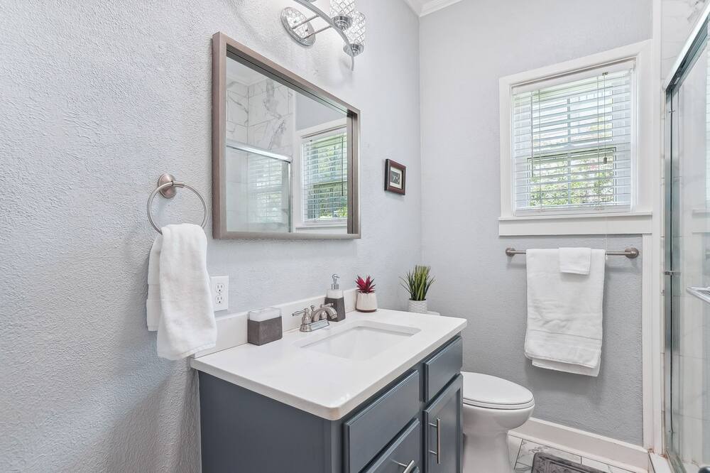 Photo of Bathroom in Jefferson