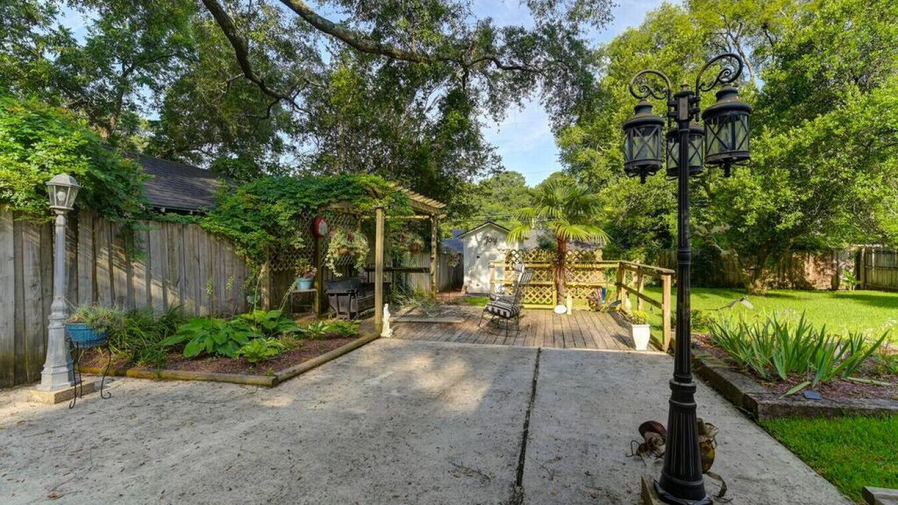 Photo of Outdoor in Rosewood