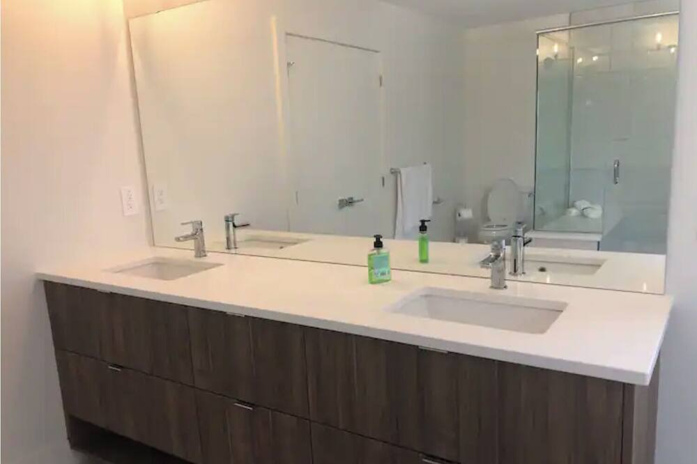 Photo of Bathroom in Middlesex Centre