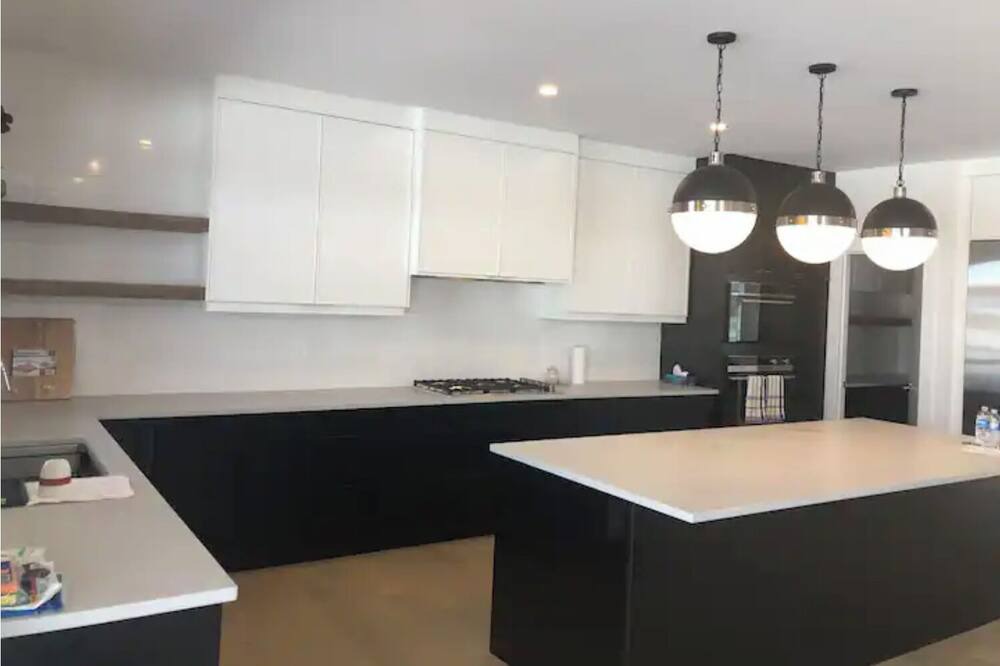 Photo of Kitchen in Middlesex Centre