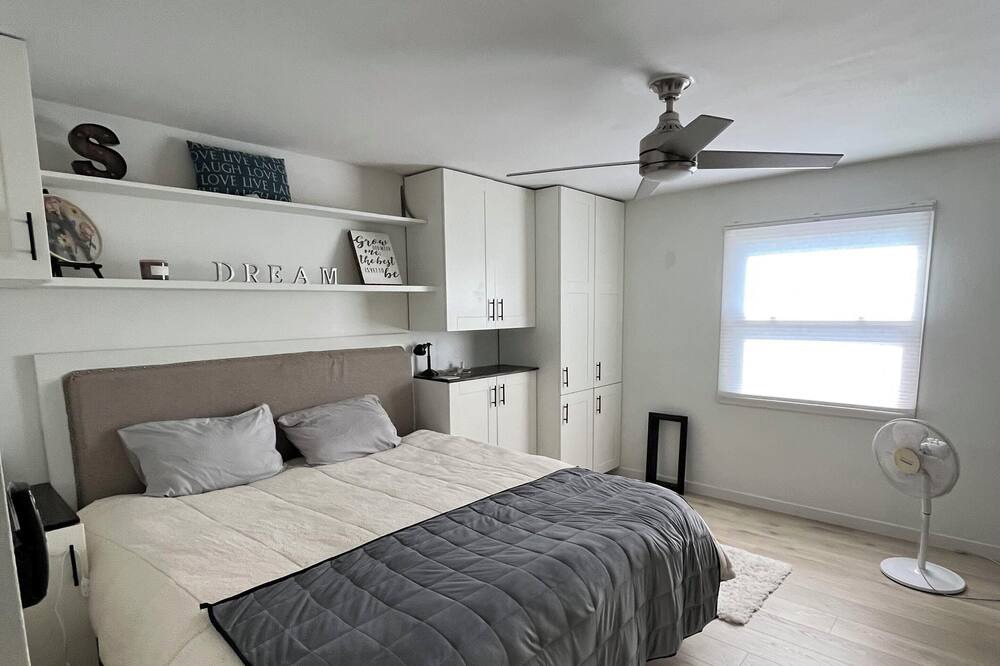 Photo of Bedroom in Onalaska