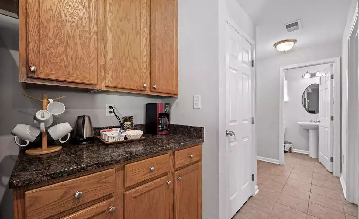 Photo of Kitchen in Central Newport News