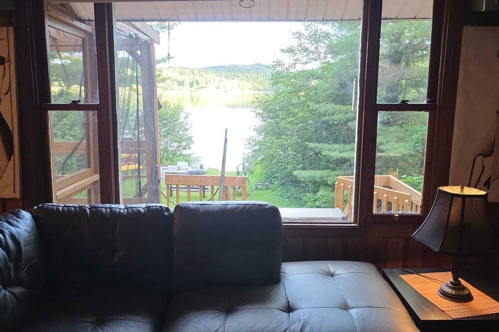 Photo of Livingroom in Wentworth-Nord