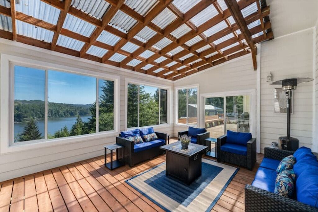 Photo of Outdoor in Lakeside