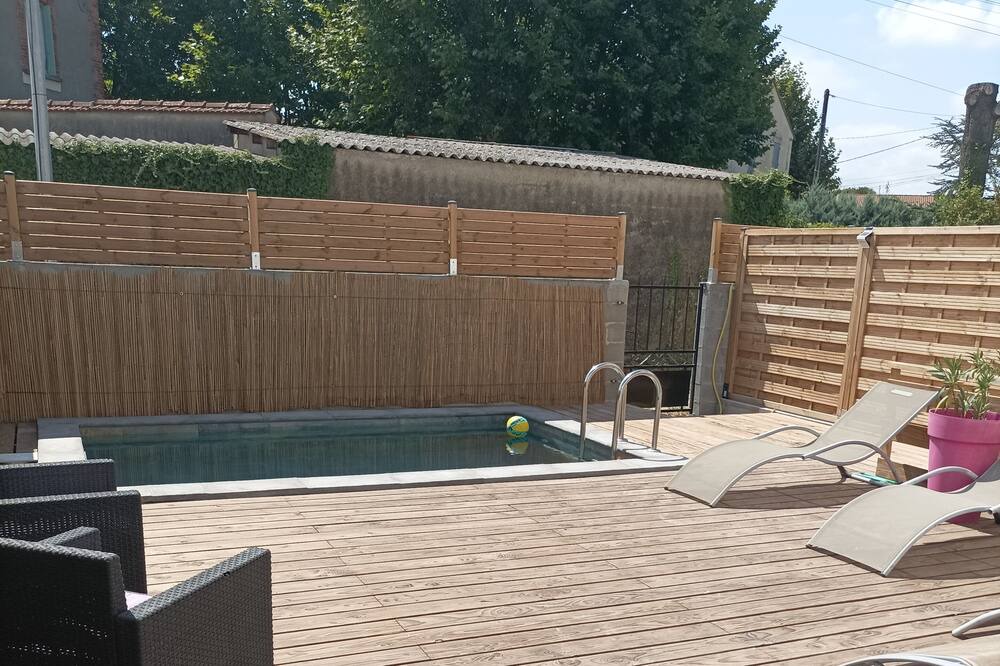 Photo of Outdoor in Ribaute-les-Tavernes