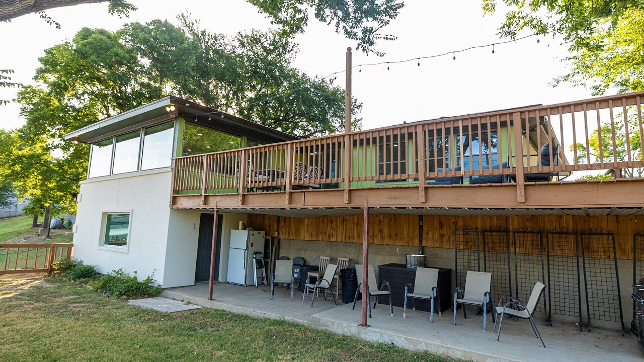 Photo of Outdoor in Lake Bridgeport