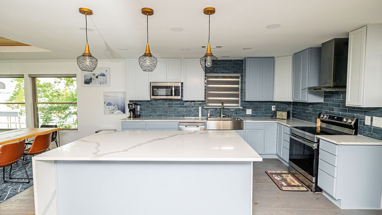 Photo of Kitchen in Lake Bridgeport