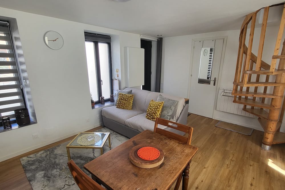 Photo of Others in Dernier Sou