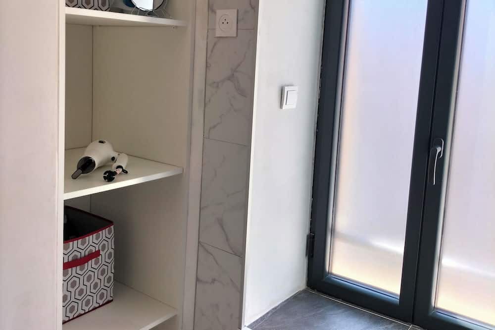 Photo of Others in Dernier Sou