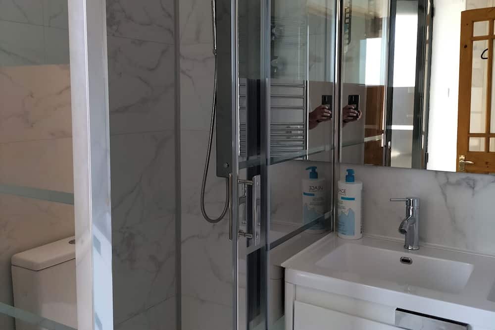 Photo of Bathroom in Dernier Sou