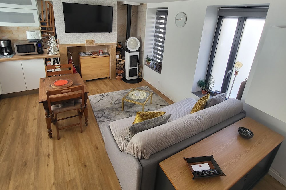 Photo of Others in Dernier Sou