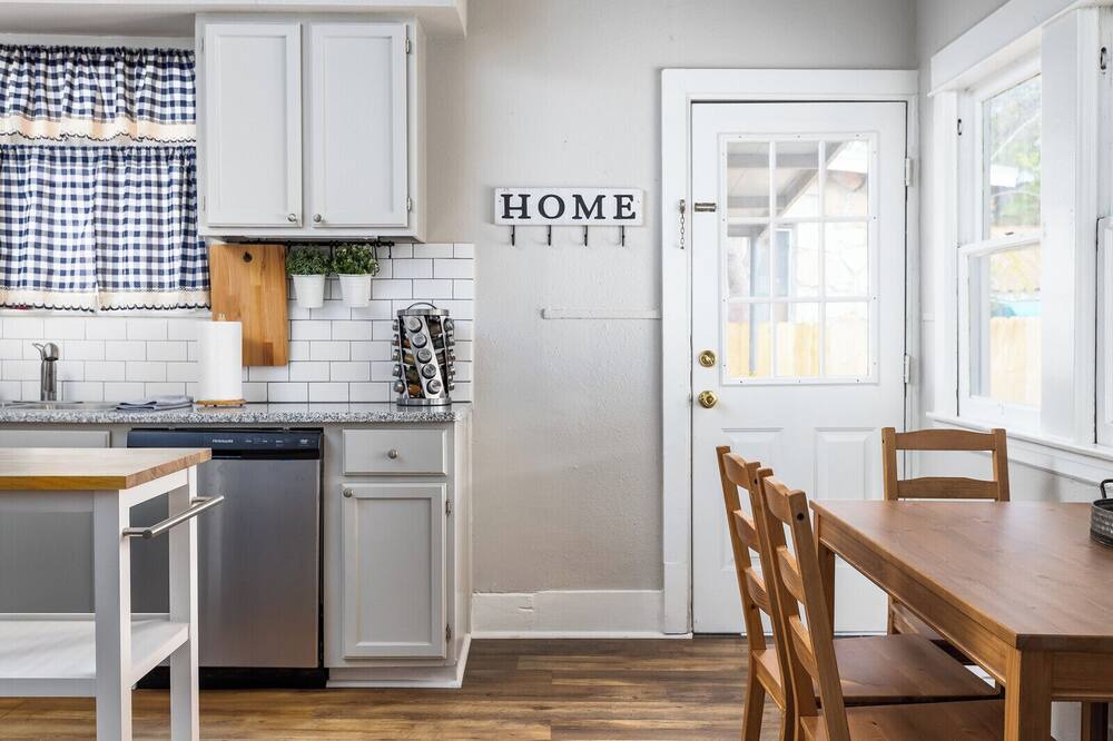 Photo of Kitchen in Government Hill