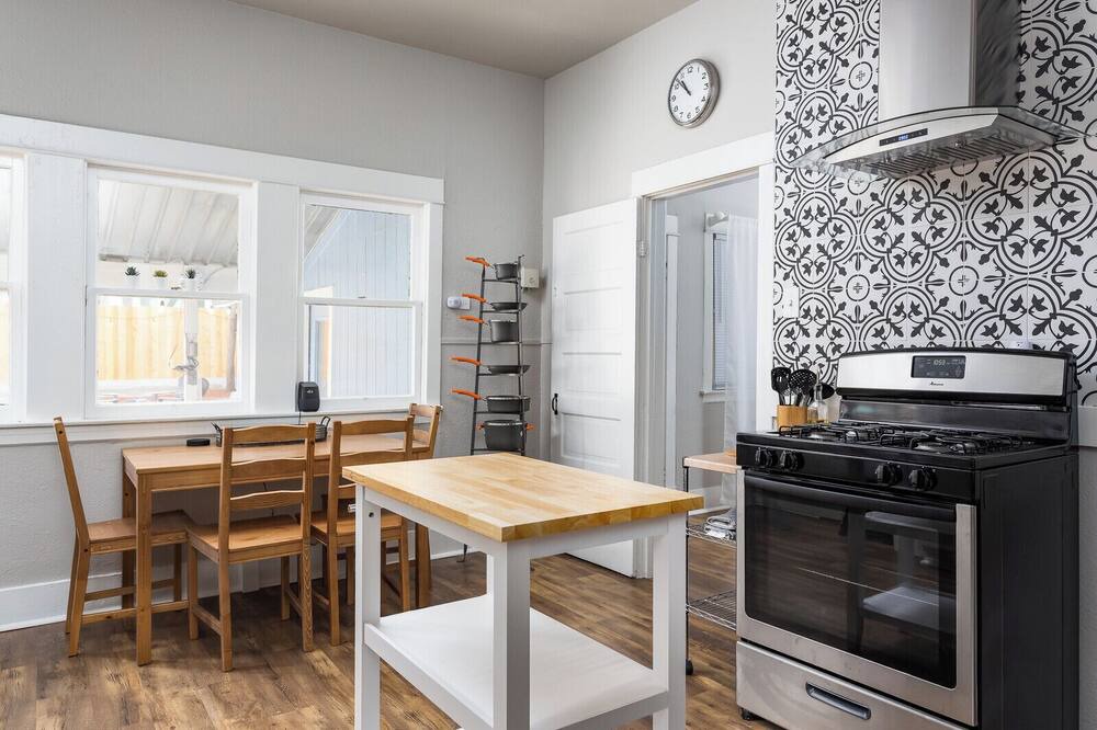 Photo of Kitchen in Government Hill