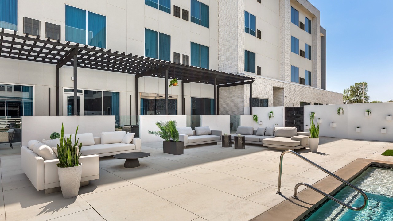 Photo of Outdoor in East Riverside