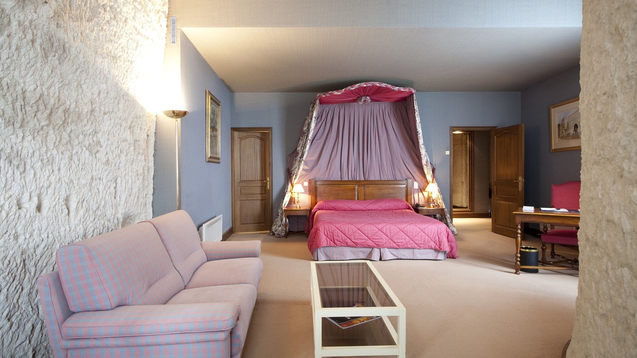 Photo of Bedroom in Rochecorbon