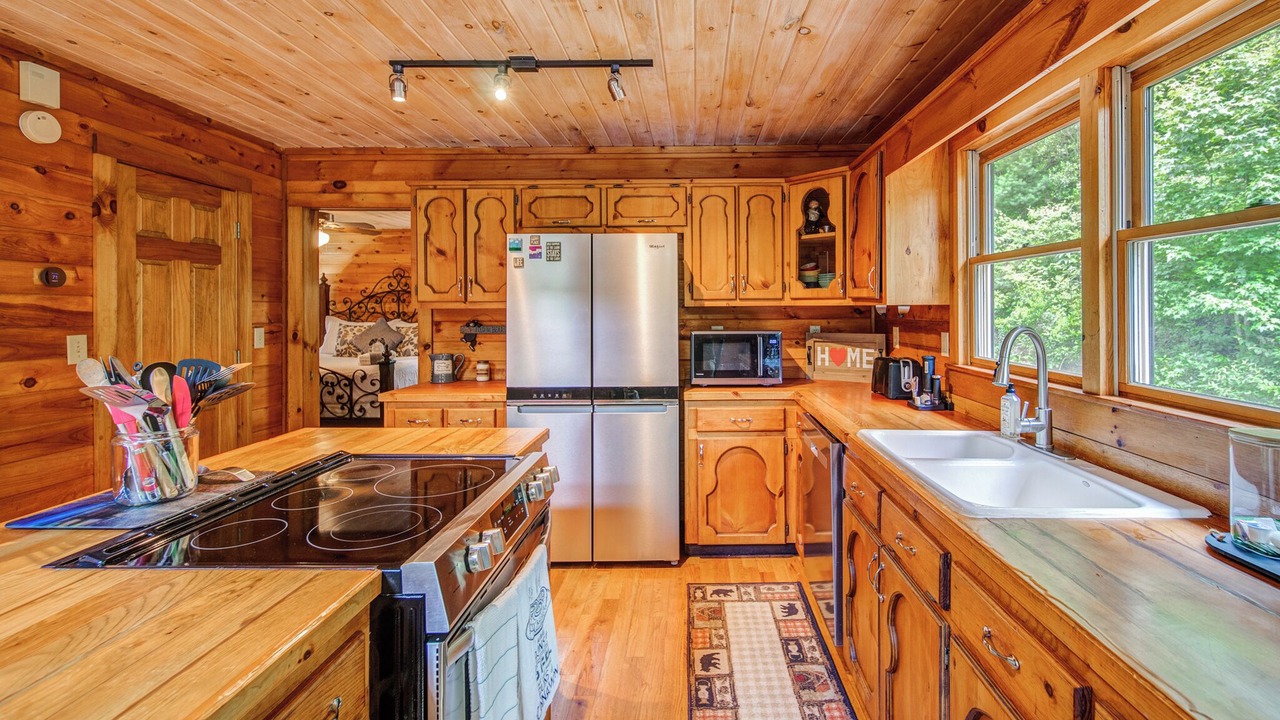 Photo of Kitchen in Foxfire Estates
