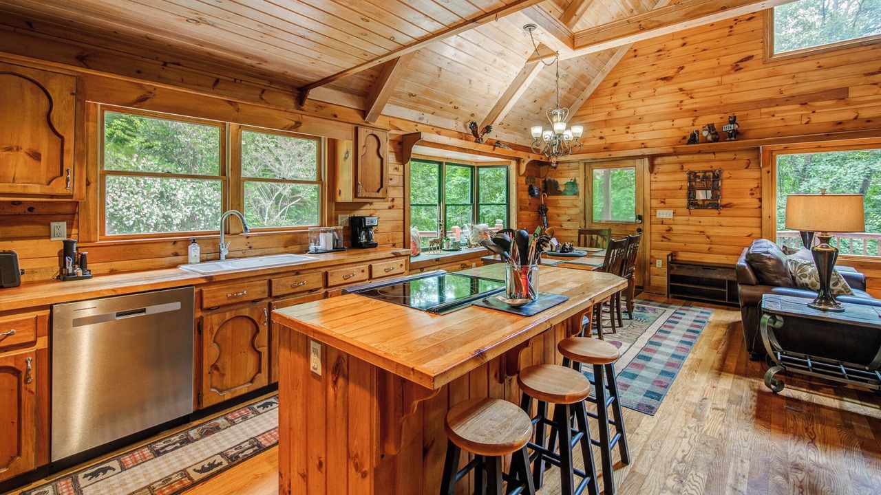 Photo of Kitchen in Foxfire Estates
