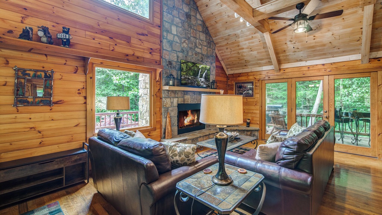 Photo of Livingroom in Foxfire Estates