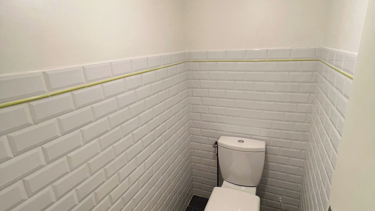 Photo of Others in Molosmes