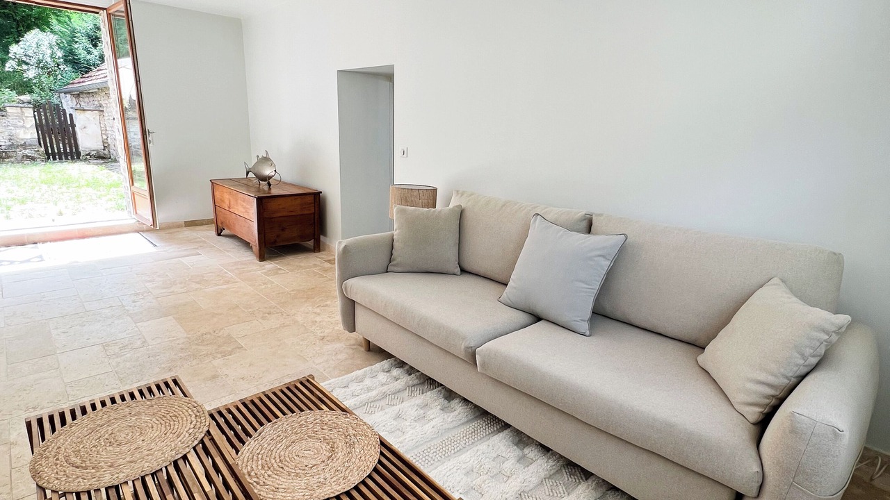 Photo of Livingroom in Molosmes