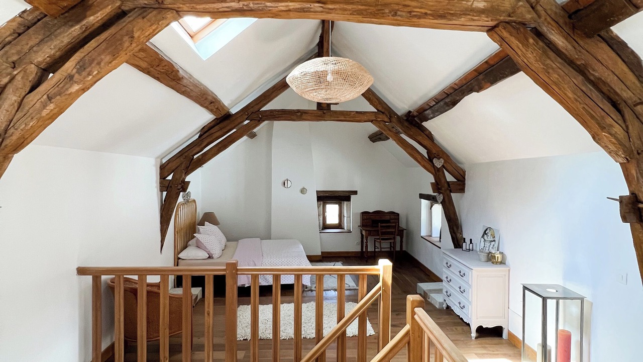 Photo of Others in Molosmes