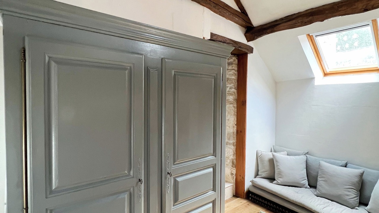 Photo of Others in Molosmes