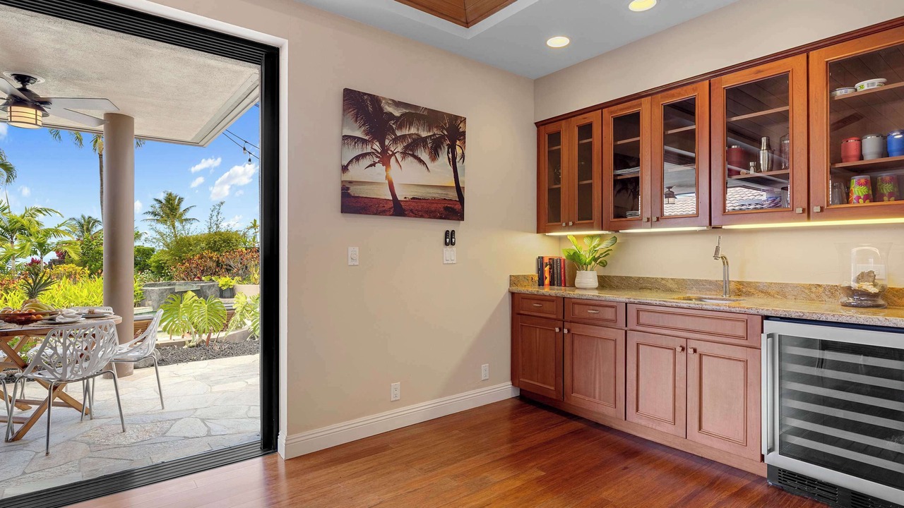 Photo of Kitchen in Kahaluu Bay