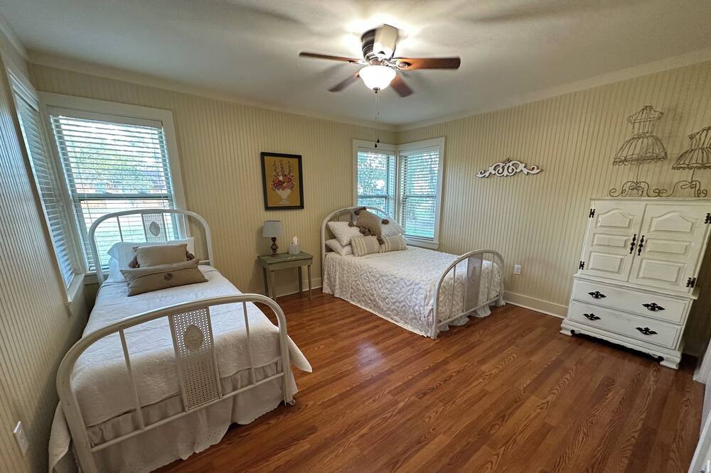 Photo of Bedroom in Carmine