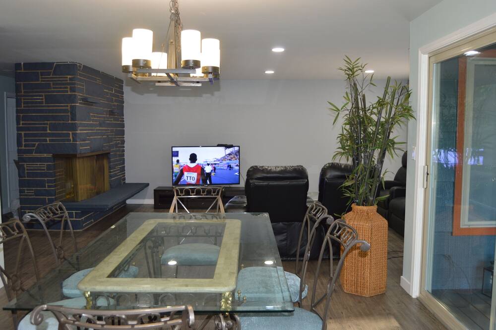 Photo of Others in Lake Forest Park